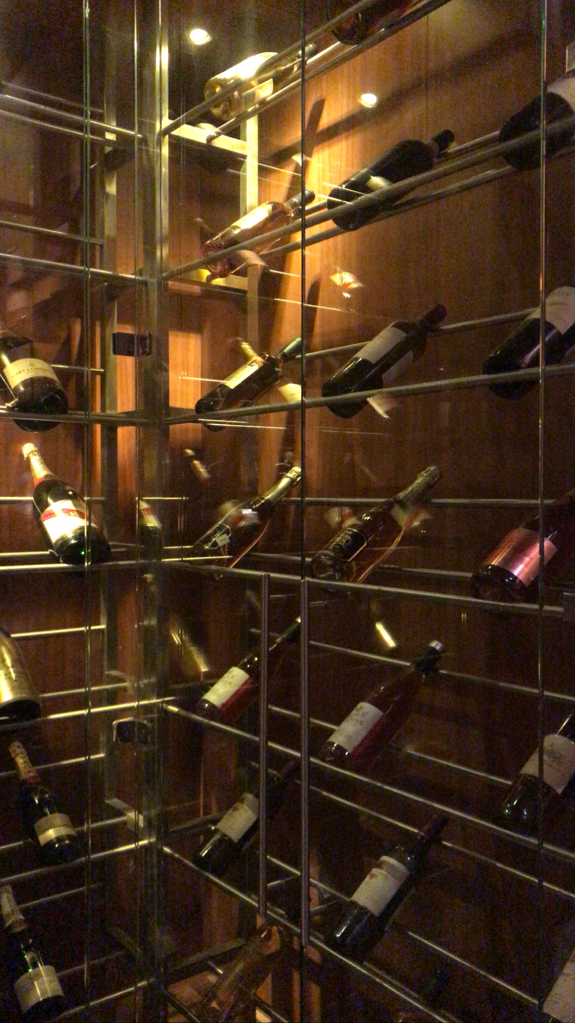 83306386-B17F-4229-AF70-3DB84D345A8B